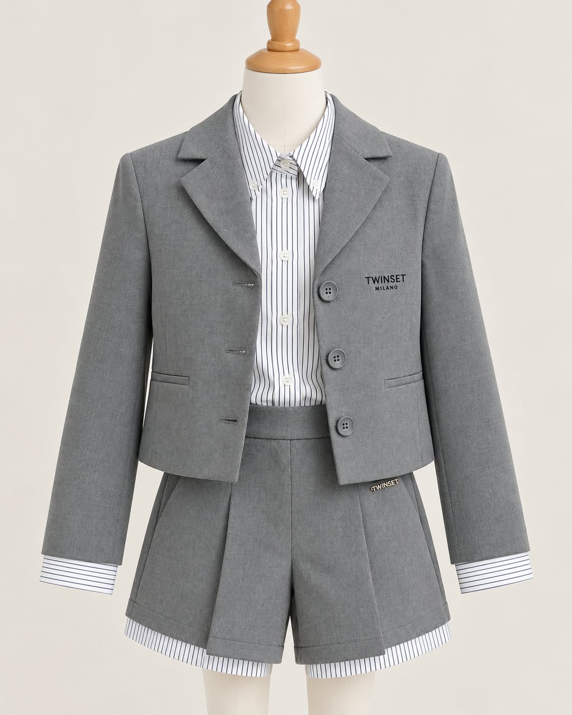 Short grigio