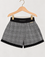 Short bon ton